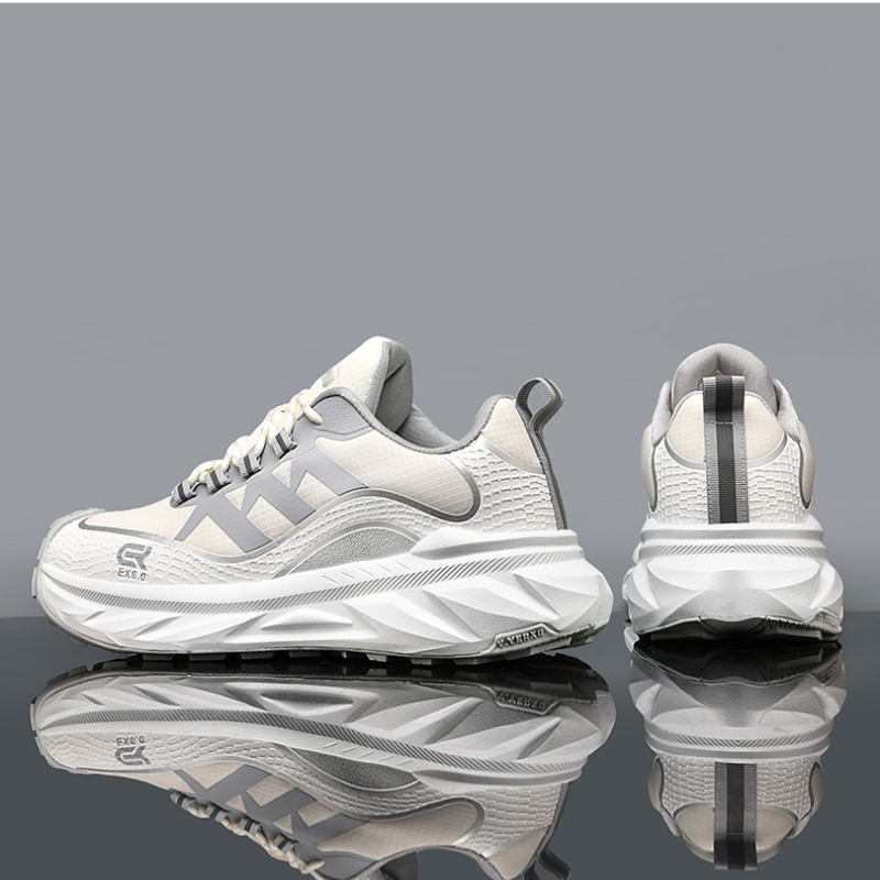Luksusowe buty outdoorowe dla  – Luxury Lifestyle Brands recenzja i cena