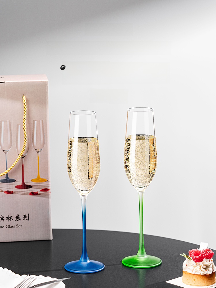 Zestaw kieliszków do szampana  – Crystal Wine Glass recenzja i cena