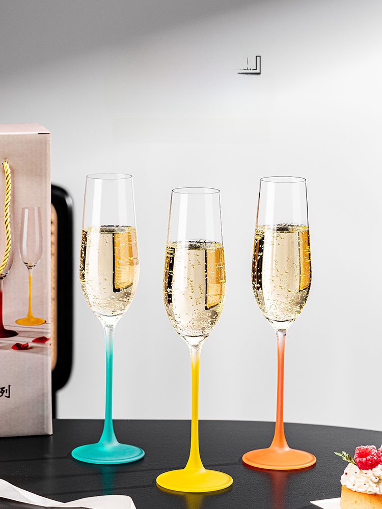 Zestaw kieliszków do szampana  – Crystal Wine Glass recenzja i cena